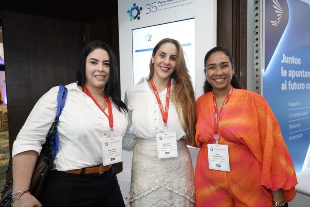 Representantes de MiRed IPS en el 35 Foro Internacional OES en Cartagena