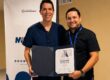 Dr. Lara y Dr. Gabriel Silvera, director de Riesgos de MiRed IPS, con reconocimiento Diamond Status
